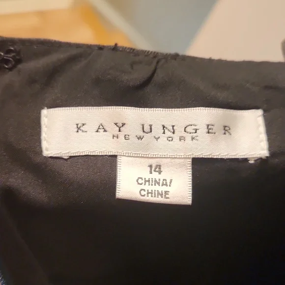 KAY UNGER DRESS SIZE 14 - Picture 7 of 7